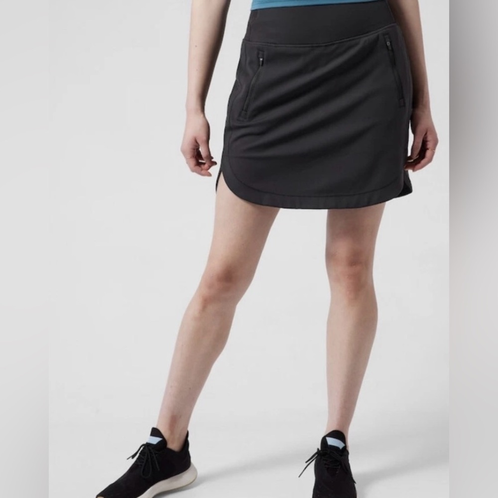 ATHLETA Fairway Golf Skort 18” Black athletic skirt pockets size Large
